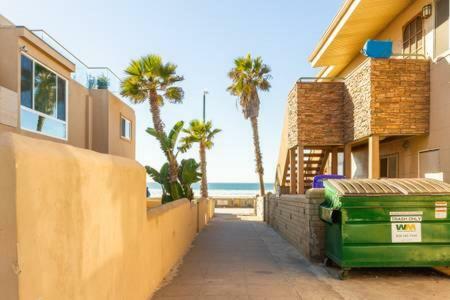Fantastic Mission Beach Condo Steps To The Beach 샌디에이고 외부 사진